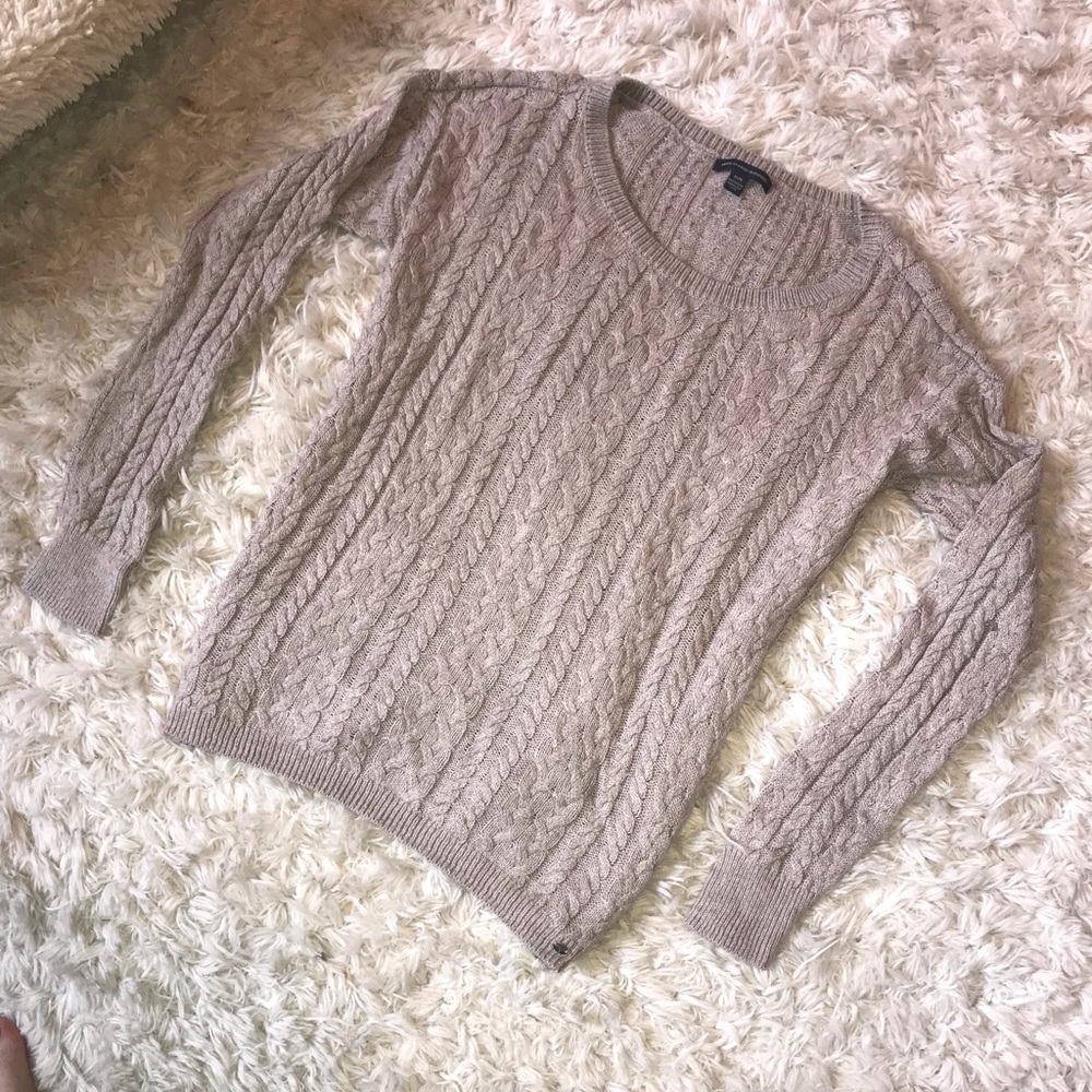 AMERICAN EAGLE Beige Sweater